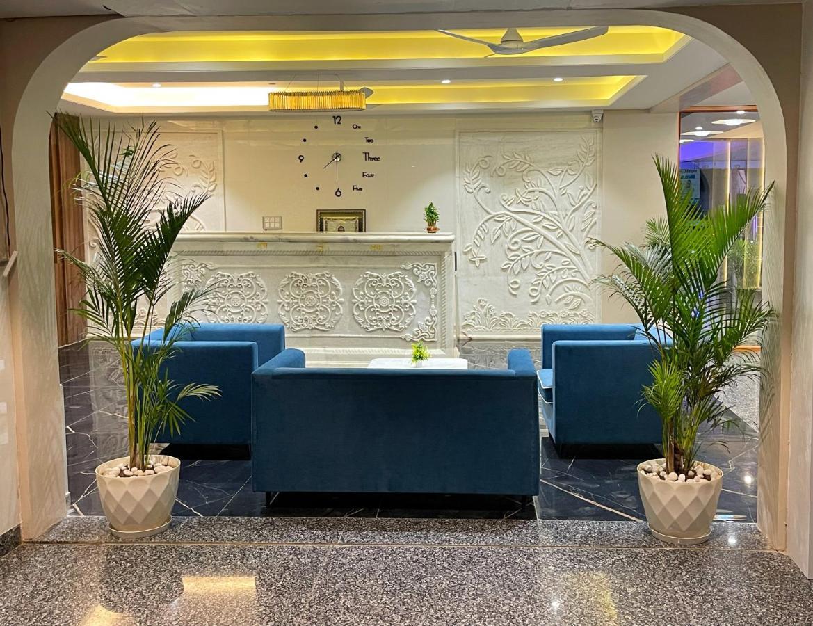 Hotel Westend Udaipur Extérieur photo